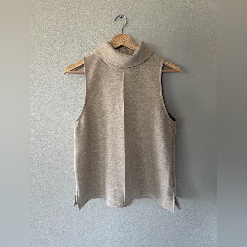 NWT OGL FuzzLuxe Turtleneck Split Hem Top Sleeveless Sweater Heather Morganite M - Picture 4 of 7
